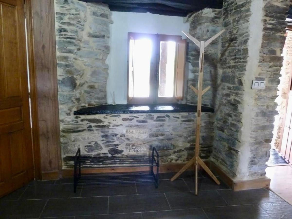 Casita Feliz Entre Montanas Y Cerca Del Mar Βίλα Trabada Εξωτερικό φωτογραφία