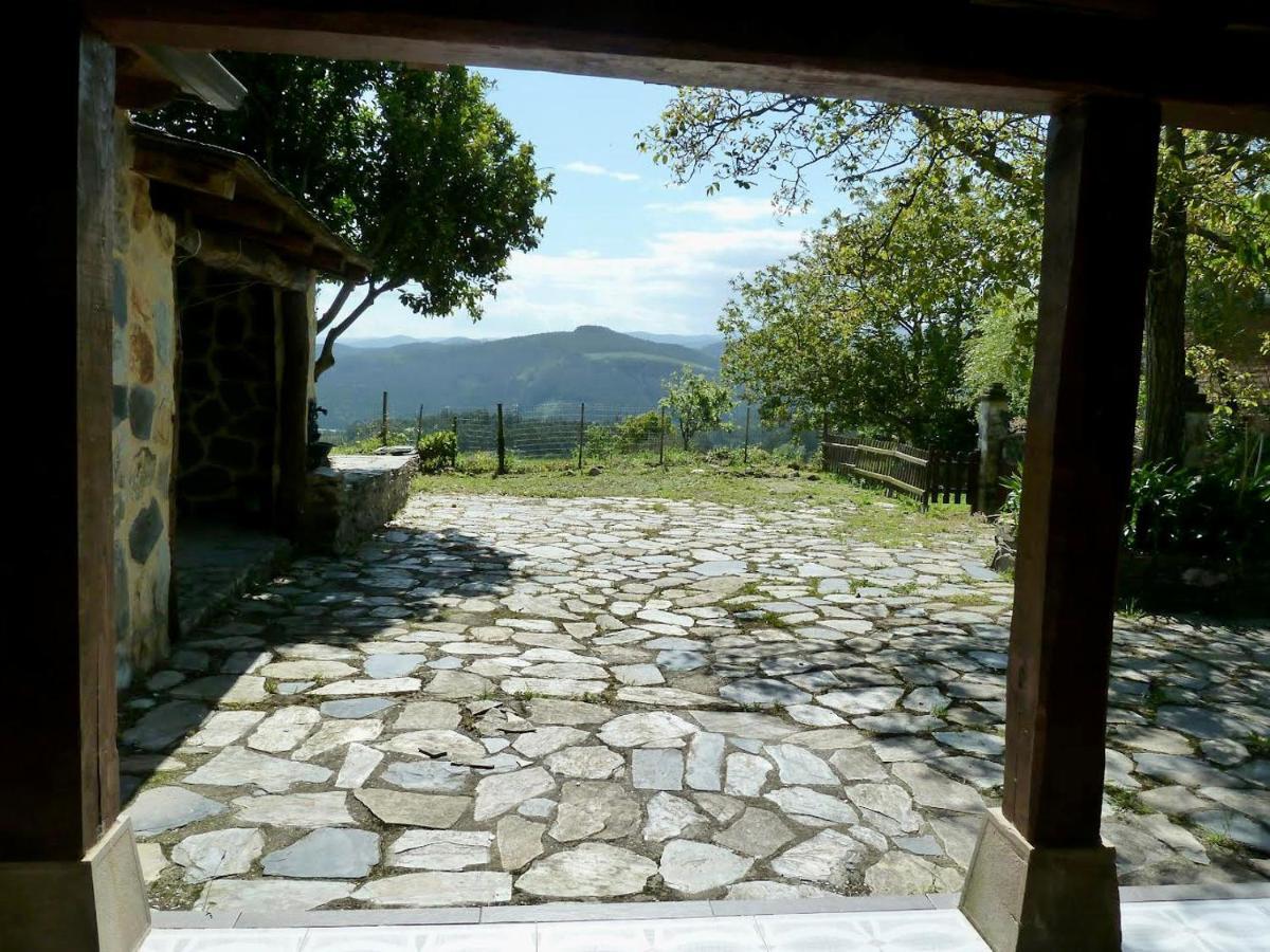 Casita Feliz Entre Montanas Y Cerca Del Mar Βίλα Trabada Εξωτερικό φωτογραφία