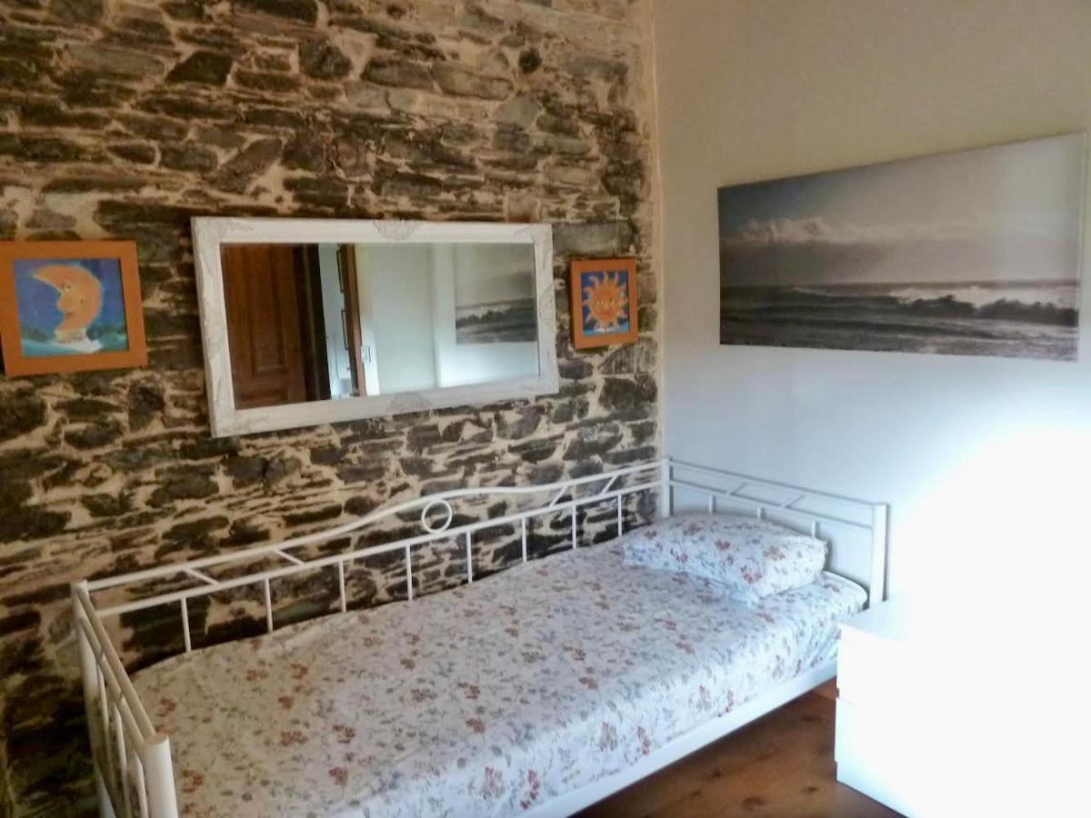 Casita Feliz Entre Montanas Y Cerca Del Mar Βίλα Trabada Εξωτερικό φωτογραφία
