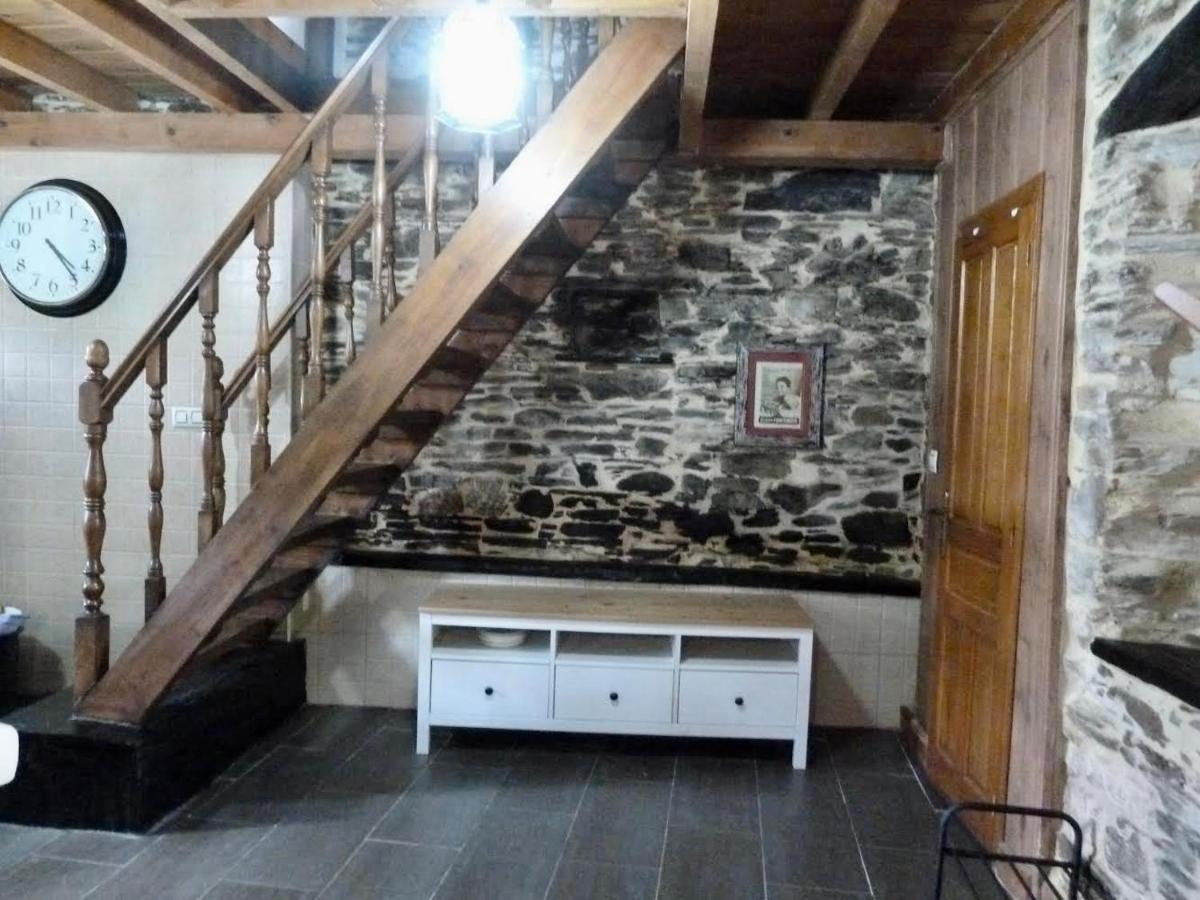Casita Feliz Entre Montanas Y Cerca Del Mar Βίλα Trabada Εξωτερικό φωτογραφία